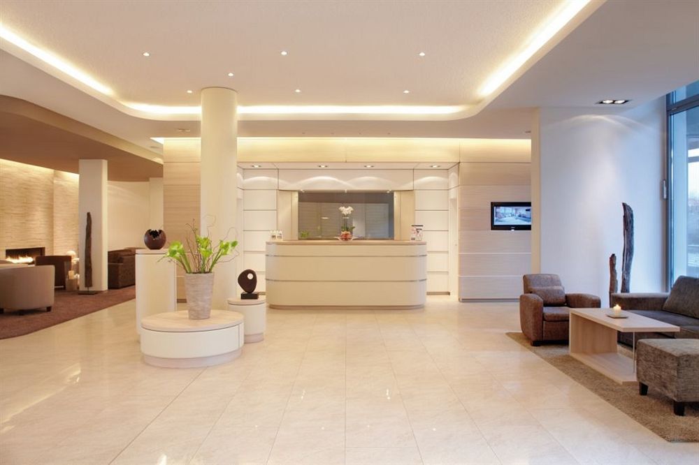 Hotel Ambassador &